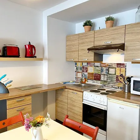 - Haus Gohr, Quartier 6 아파트 슈트랄준트